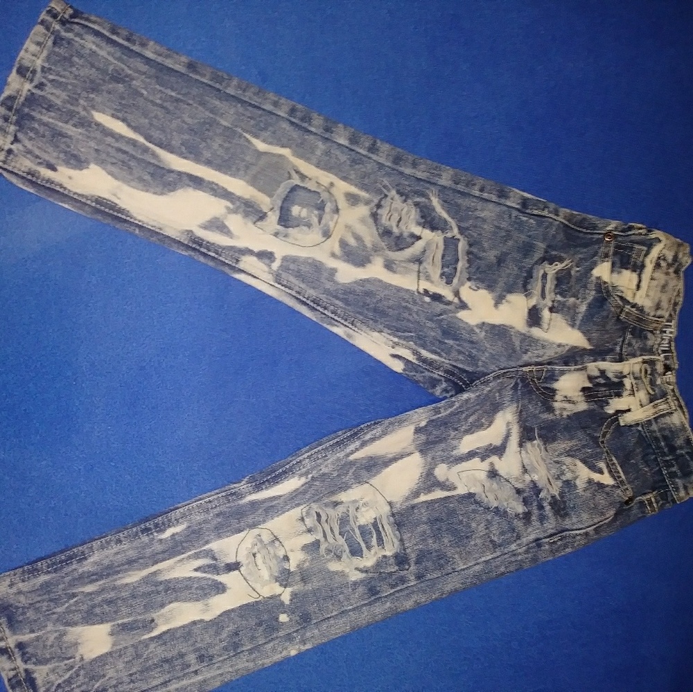 Boy's Size 5 Thrill Jeans